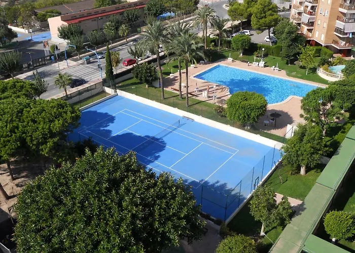 Cinco Torres Apartman *